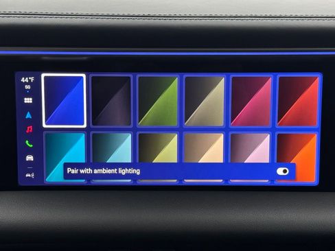 Used 2024 Porsche Macan 4 Electric image 32