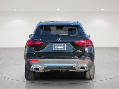 Certified 2026 Mercedes-Benz GLA 250 image 4