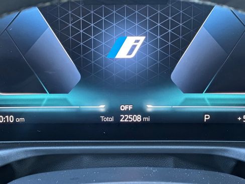 Used 2023 BMW i4 eDrive35 w/ Premium Package image 33