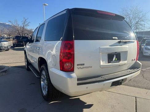 Used 2008 GMC Yukon SLT AWD/4WD image 6