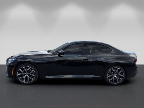 Certified 2024 BMW 230i Coupe w/ Convenience Package RWD image 7