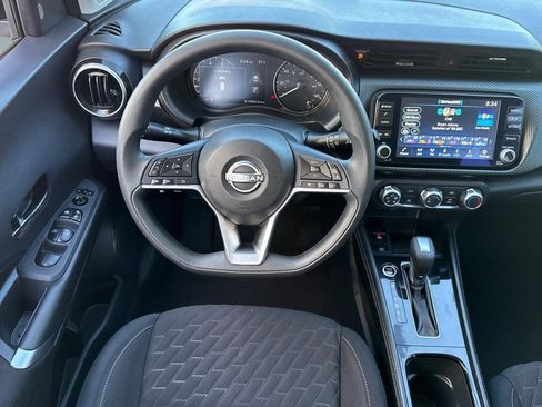 Used 2023 Nissan Kicks SV FWD image 27