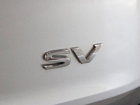 Used 2022 Nissan Rogue SV FWD image 45