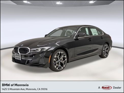 New 2026 BMW 330i Sedan w/ Convenience Package RWD image 1