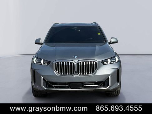 Used 2024 BMW X5 sDrive40i w/ Premium Package image 8