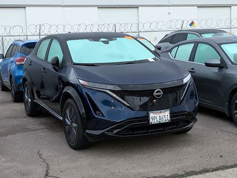 Used 2024 Nissan Ariya AWD image 2