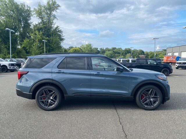 New 2026 Ford Explorer ST w/ Sun And Sound Package AWD/4WD image 6