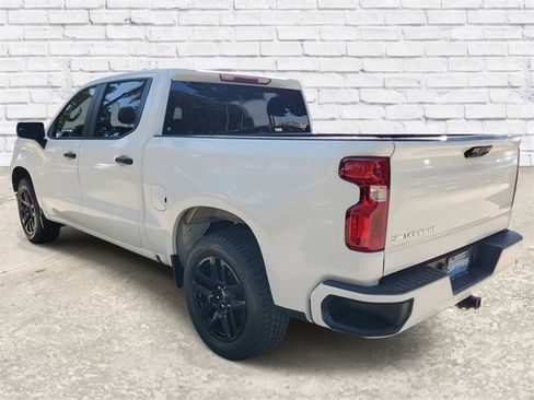 Certified 2023 Chevrolet Silverado 1500 Custom image 2