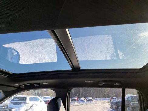 New 2026 Jeep Grand Cherokee Limited image 8