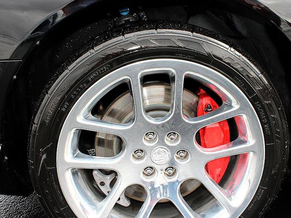 Used 2006 Dodge Viper SRT-10 RWD image 17