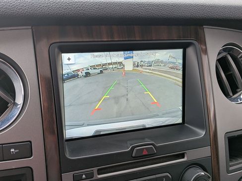 Used 2017 Ford Expedition Platinum image 22