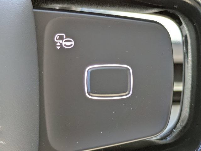 New 2026 Lincoln Navigator Premiere AWD/4WD image 26