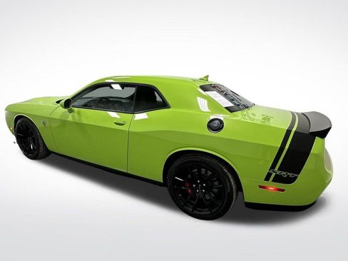 Used 2023 Dodge Challenger SRT Hellcat w/ Driver Convenience Group image 4