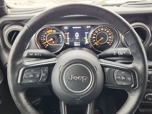 Used 2022 Jeep Wrangler Unlimited Sport image 15