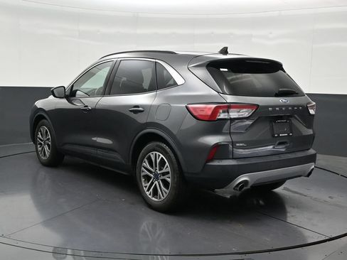 Used 2022 Ford Escape SEL FWD image 3