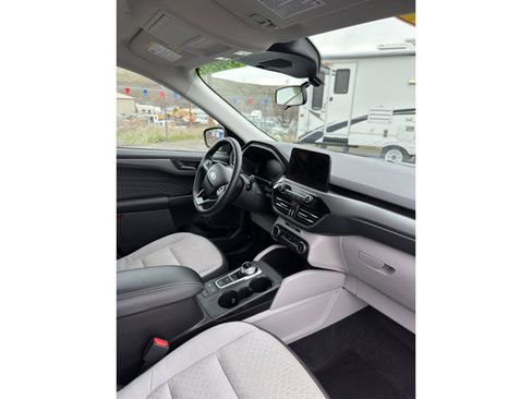 Used 2023 Ford Escape Active image 14