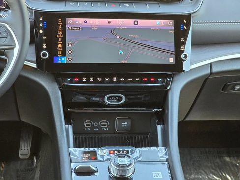 New 2026 Jeep Grand Cherokee L Limited AWD/4WD image 31