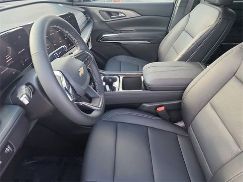 New 2026 Chevrolet Traverse LT w/ Driver Confidence Package image 23