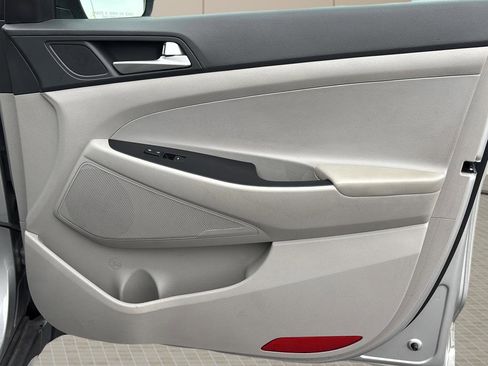 Used 2021 Hyundai Tucson SEL image 35