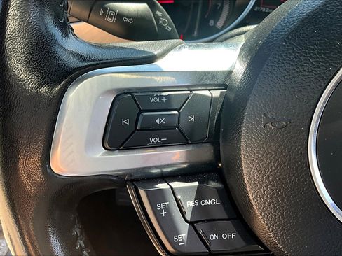 Used 2022 Ford Mustang Premium image 35