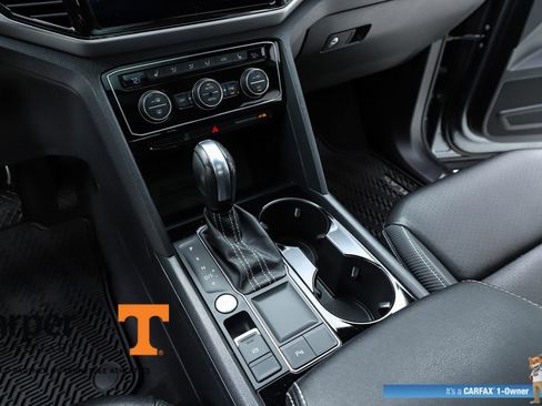 Used 2023 Volkswagen Atlas Cross Sport SE w/ Panoramic Sunroof Package image 24