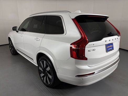 Used 2023 Volvo XC90 T8 Ultimate w/ Lounge Package AWD/4WD image 5