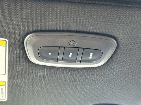 Used 2019 Jeep Cherokee High Altitude AWD/4WD image 34