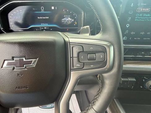 Used 2025 Chevrolet Silverado 1500 RST w/ Dark Appearance Package AWD/4WD image 32