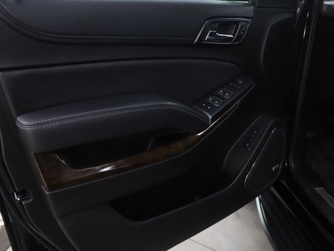 Used 2017 Chevrolet Tahoe LT image 24