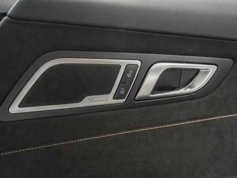 Used 2018 Mercedes-Benz AMG GT R image 41