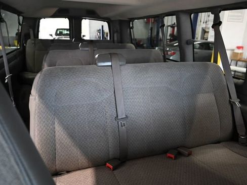 Used 2023 GMC Savana 3500 LS image 12