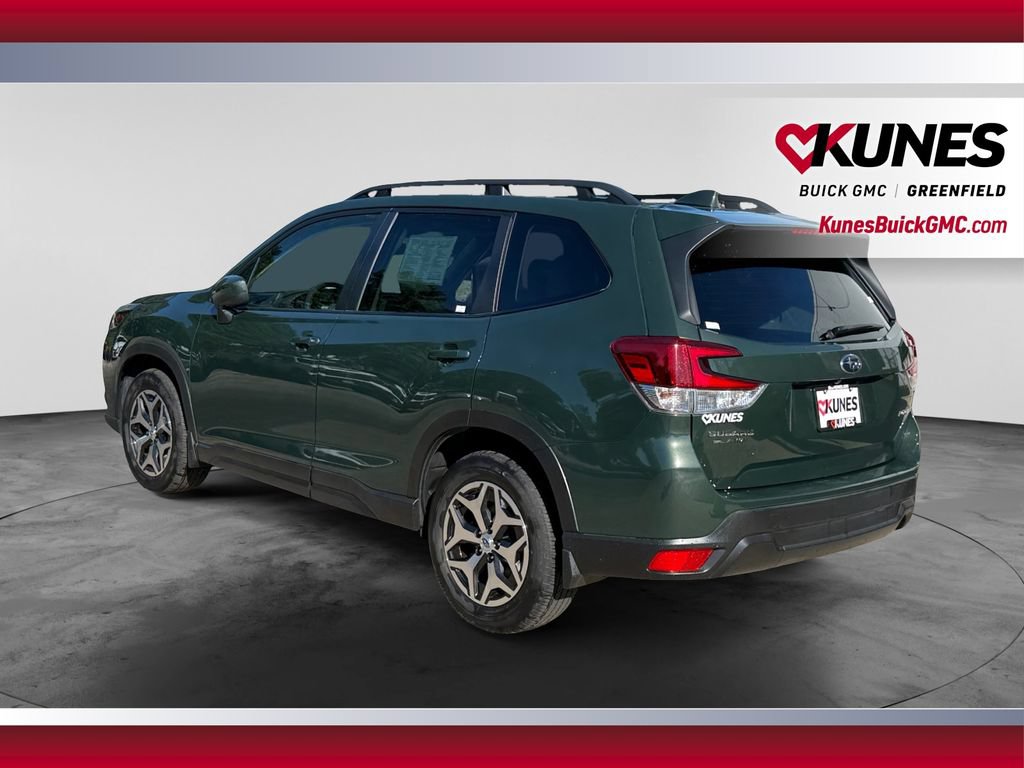 Used 2023 Subaru Forester Premium AWD/4WD image 8