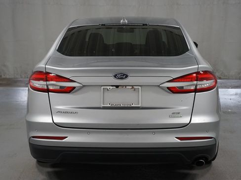Used 2020 Ford Fusion SE FWD image 7