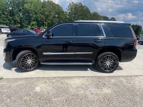 Used 2018 Cadillac Escalade Luxury RWD image 4