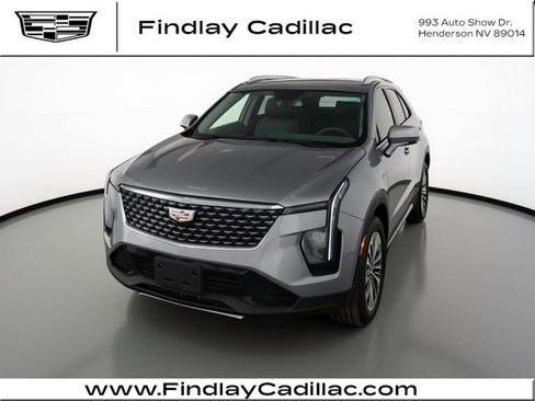 Used 2024 Cadillac XT4 Premium Luxury image 1