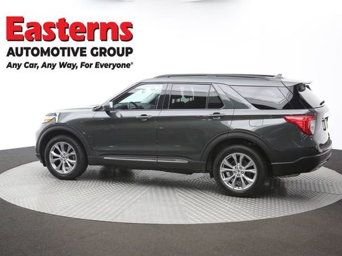 Used 2022 Ford Explorer XLT w/ Equipment Group 202A AWD/4WD image 65