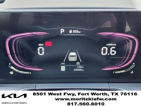 Certified 2024 Kia Telluride S w/ S Sunroof Package AWD/4WD image 15