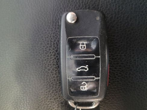 Used 2014 Volkswagen Jetta SE FWD image 32