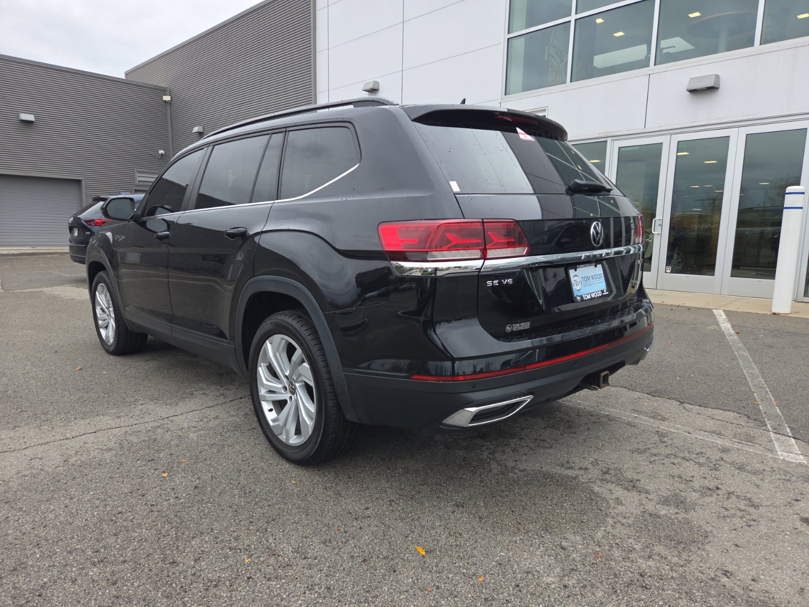 Used 2021 Volkswagen Atlas SE w/ Panoramic Sunroof Package AWD/4WD image 16
