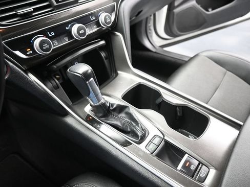Used 2019 Honda Accord Sport image 16