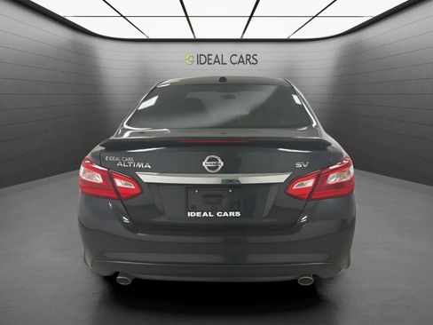 Used 2016 Nissan Altima 2.5 SV FWD image 6