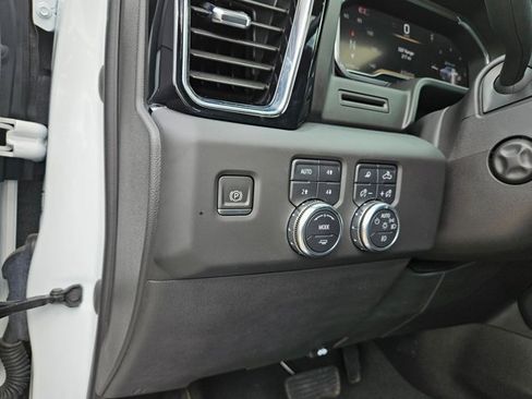 Used 2024 GMC Sierra 1500 Denali image 23