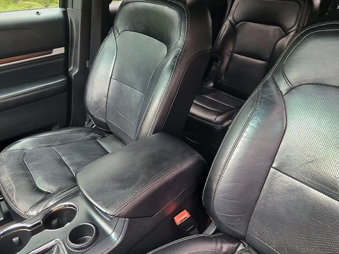 Used 2016 Ford Explorer Limited w/ Equipment Group 301A FWD image 39