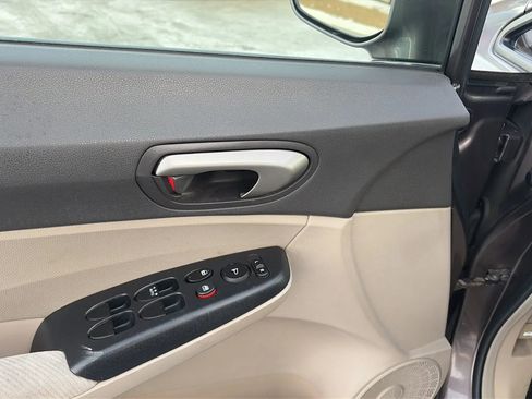 Used 2009 Honda Civic LX image 32