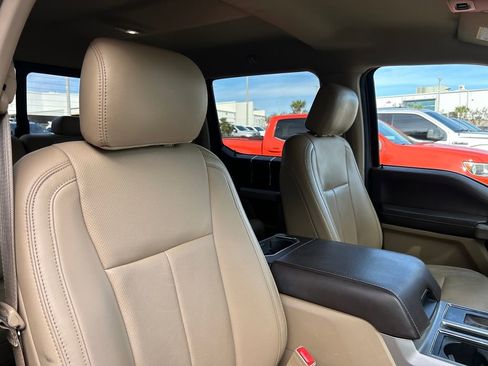 Used 2018 Ford F150 Lariat w/ Equipment Group 502A Luxury image 14