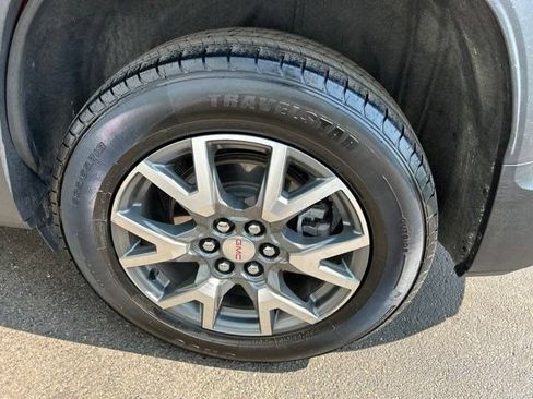 Used 2023 GMC Acadia SLE w/ Driver Convenience Package FWD image 60