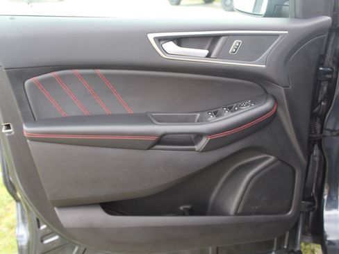 Used 2024 Ford Edge ST-Line AWD/4WD image 17