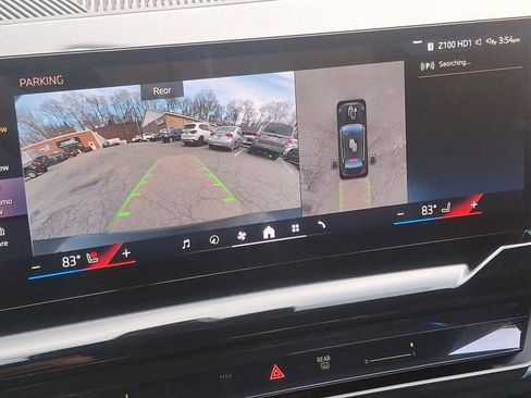Used 2024 BMW i5 eDrive40i w/ Premium Package RWD image 18