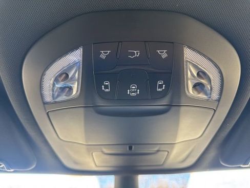 New 2026 Chrysler Pacifica Select FWD image 20
