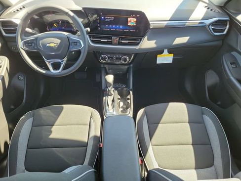 New 2026 Chevrolet TrailBlazer LT w/ Convenience Package FWD image 13